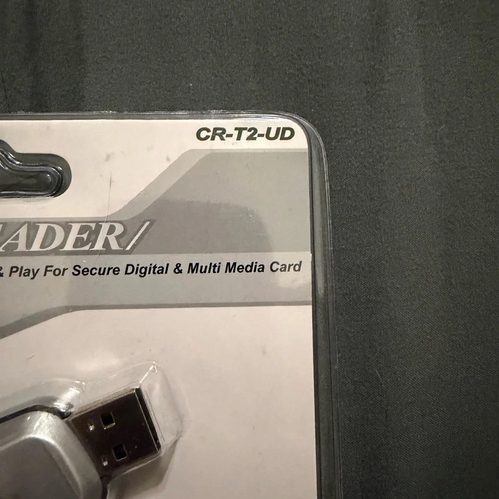 Silver USB Card Reader/Writer